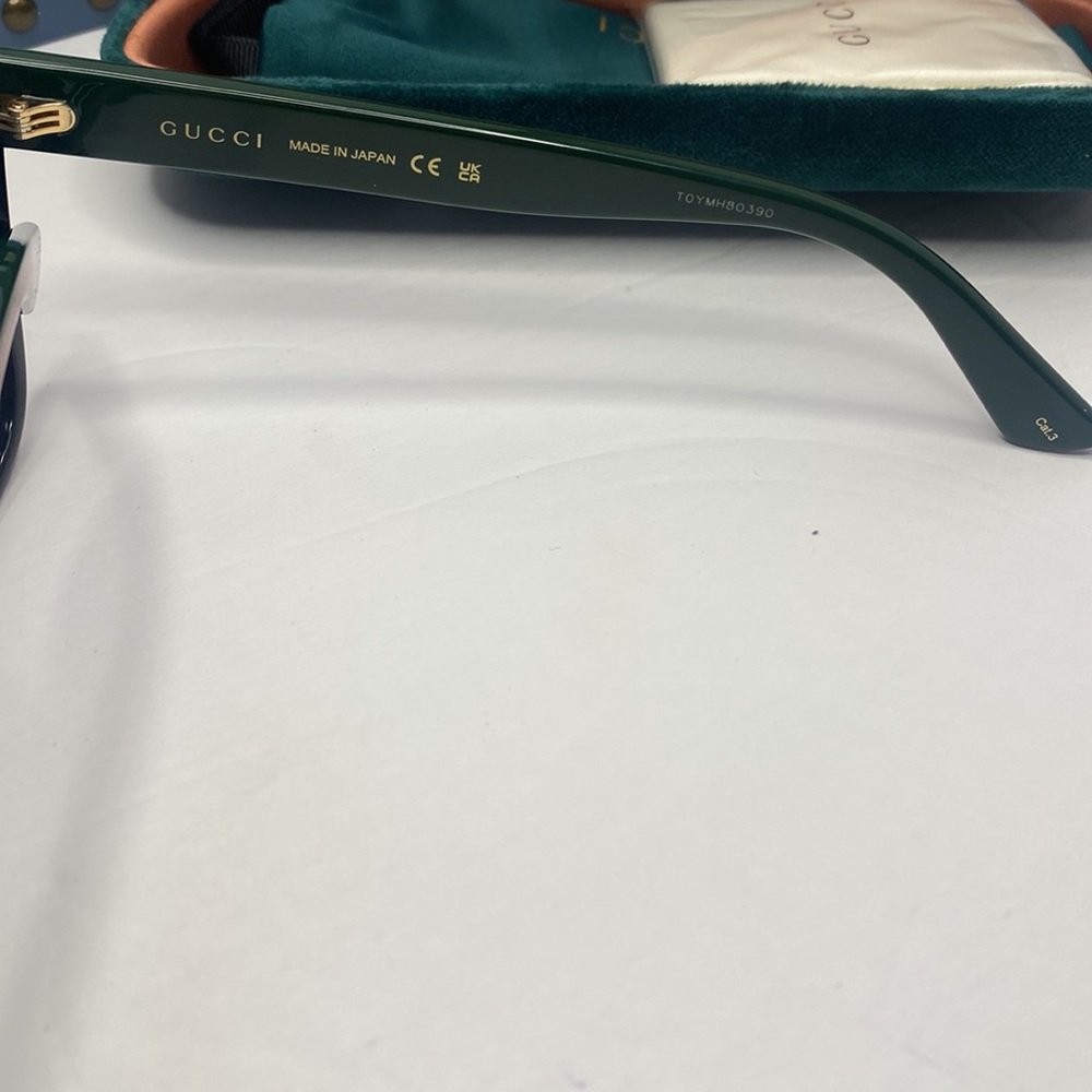 New- Gucci Sunglasses Unisex GG0926S 001 Black-Green/Grey 57-16-145mm - Picture 10 of 12